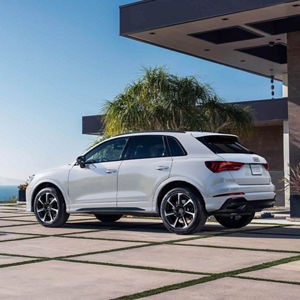 2025 Audi Q3 S line 45 TFSI quattro Premium Plus Offer